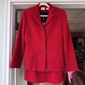 Vintage Ann Taylor Loft 2 Piece Red Jacket & Skirt Size 6, 95% Wool.